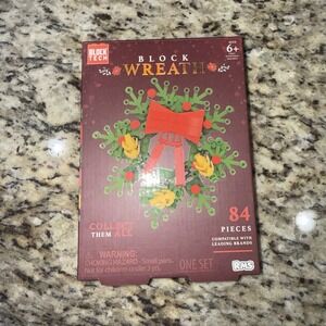 Block Tech™ Christmas Wreath Holiday Botanical Building Blocks Set – New Box A